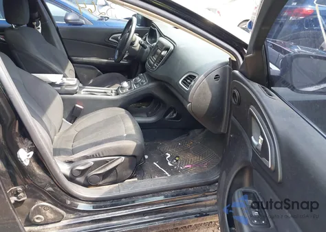 2015 Chrysler 200 Limited z USA, uszkodzony, nr VIN 1C3CCCAB5FN504016